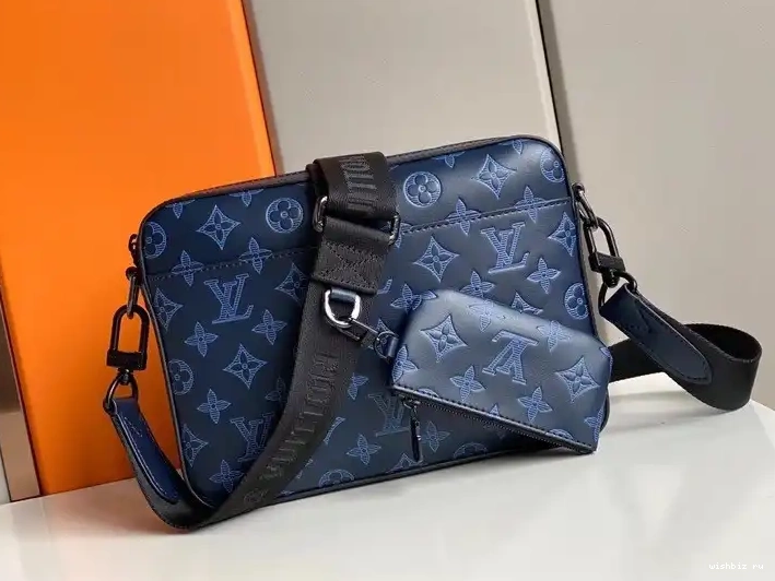WIS VUITTON LOUIS DUO MESSENGER 0528